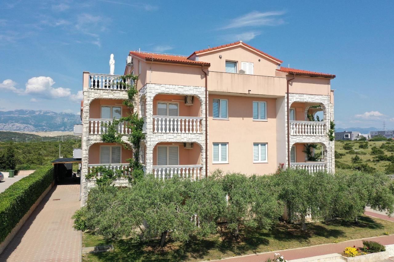 Apartment Peris