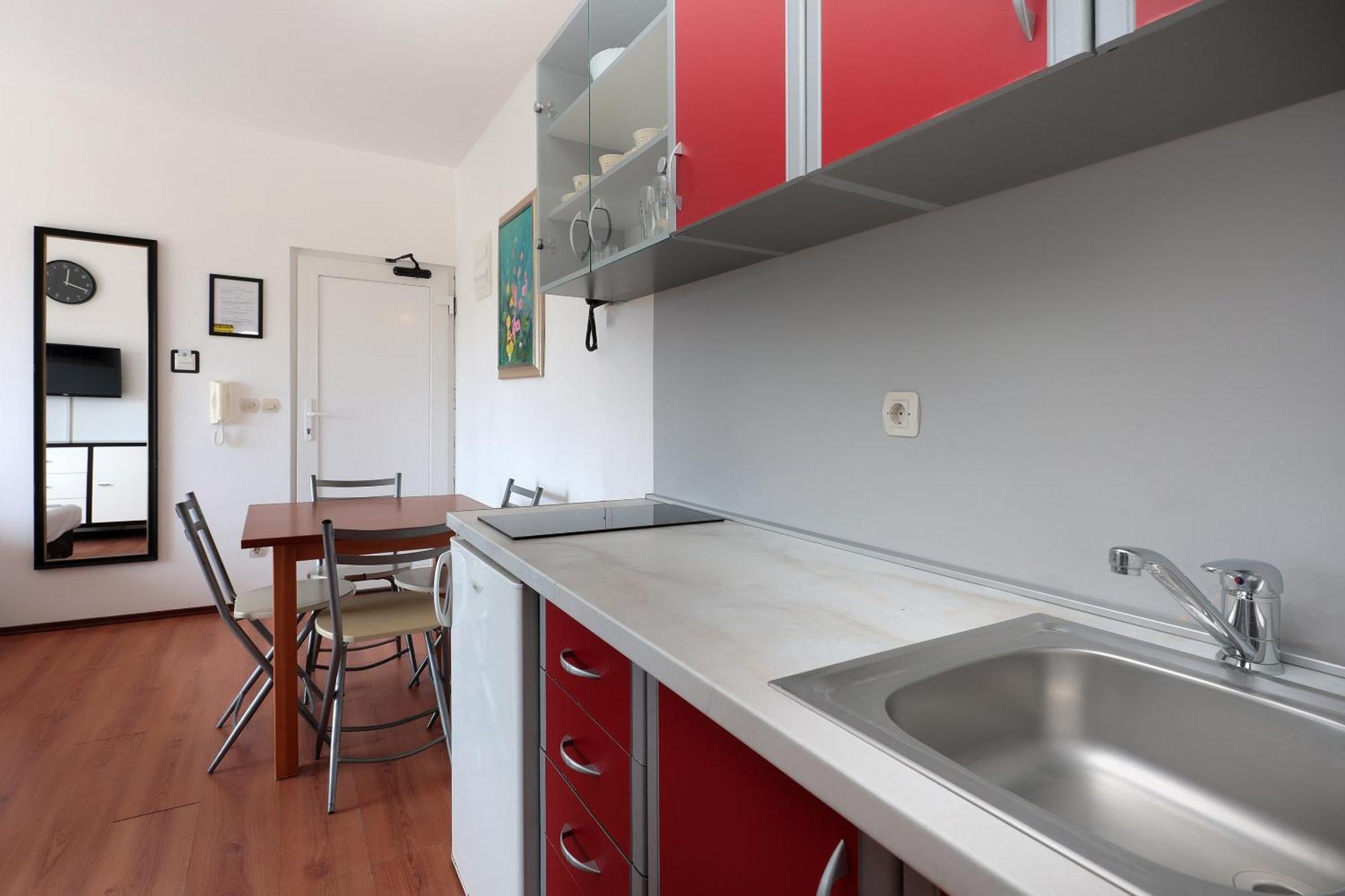 Peris Apartment *